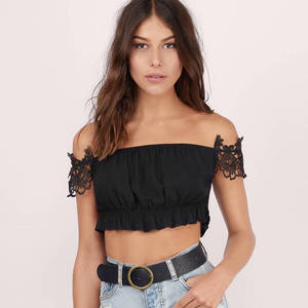 Tobi Black Off the Shoulder Crop Top